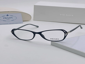 عینک طبی پرادا زنانه مدل xp0012